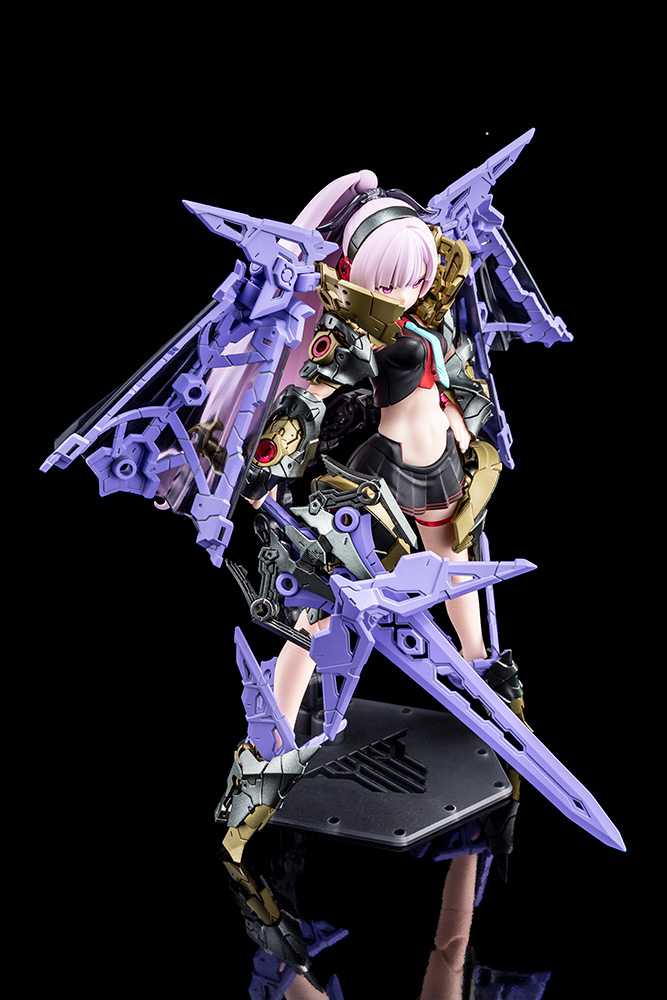 Megami Device - Buster Doll - Paladin Darkness Claw – Image 4